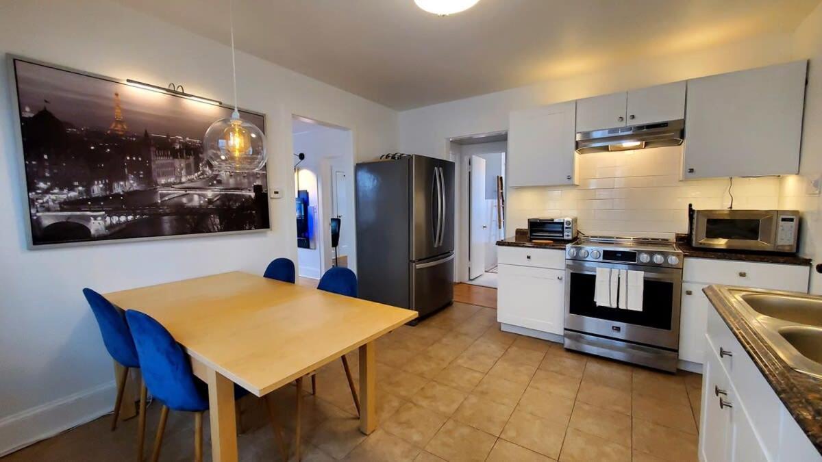 The Blue Sapphire 2Br 2 King Beds & Ample Backyard Apartment Bridgeport Exterior photo